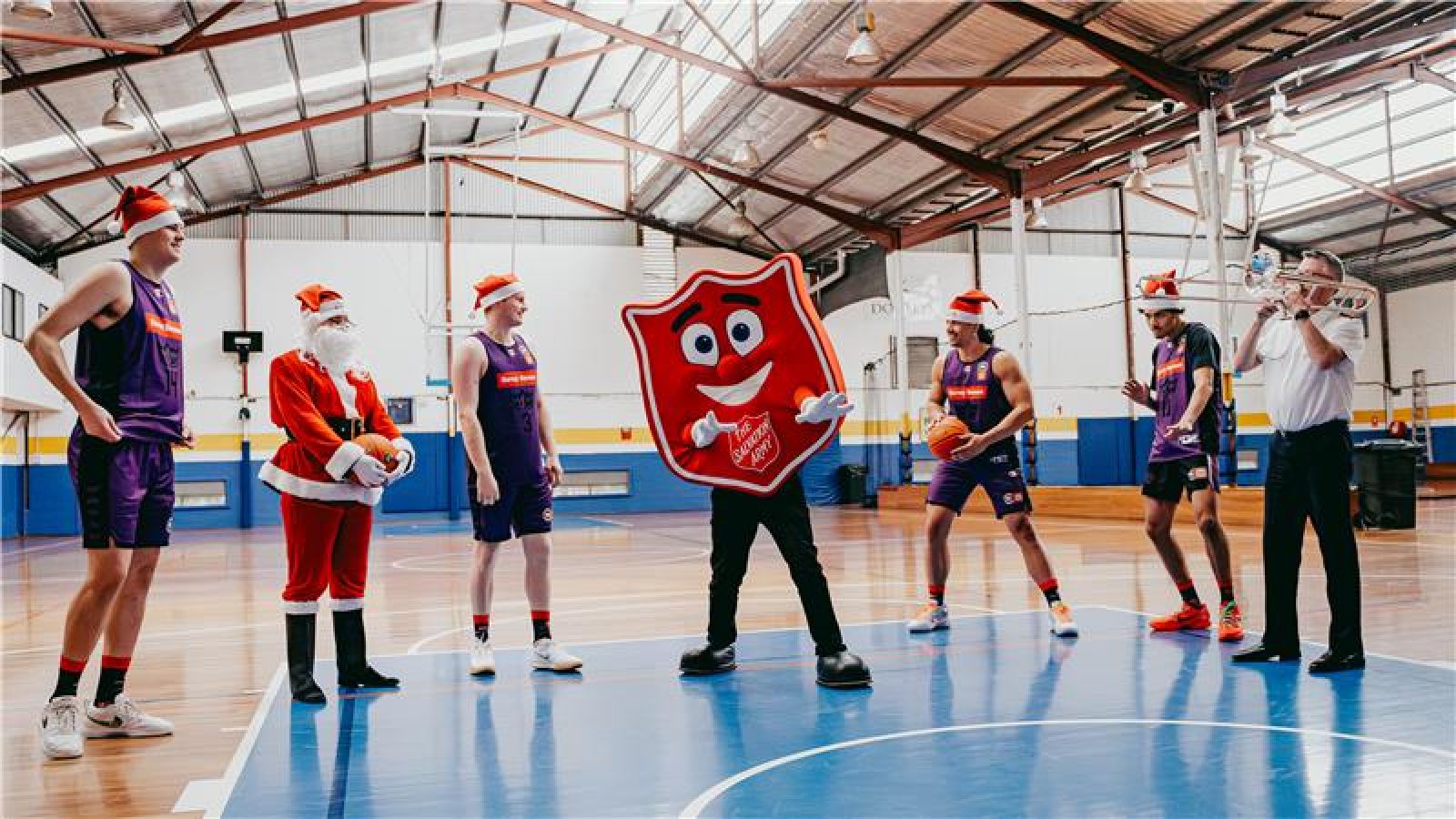 Sydney Kings players posing