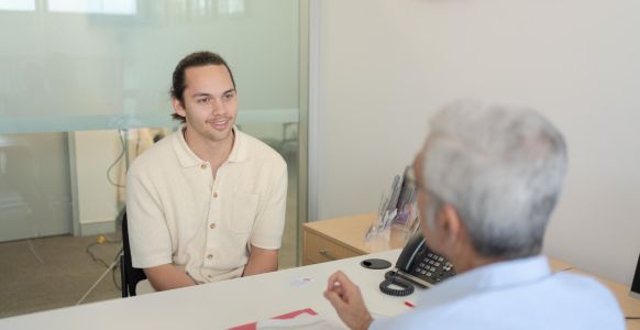 Person enquiring about be the boss service